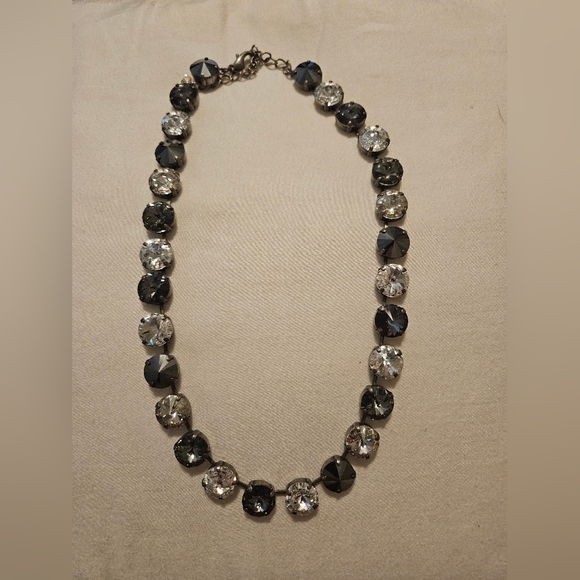 Jewelry - Sabika Inspired Elegant Black and Silver Necklace